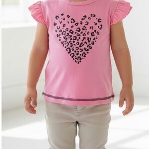 Sovereign Code Girls Size 2T Pink Shortsleeve Shirt with Animal Print Heart NWT